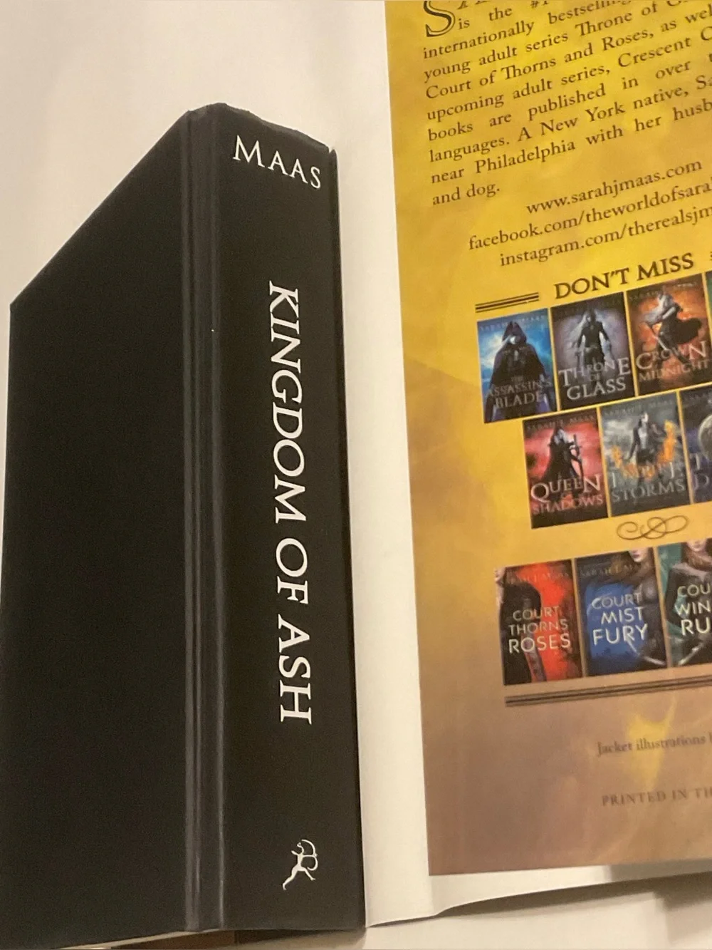 Sarah J. Maas Kingdom of Ash Throne of Glass Ser. Hardcover 2018 Dust Jacket